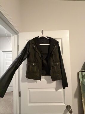 Women’s Black Hooded Mixed-Material Jacket